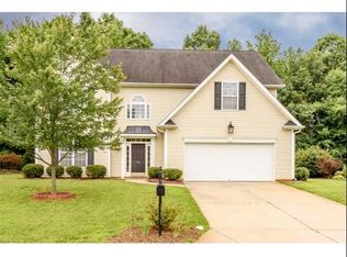 806 Croftwood Dr, Gibsonville, NC 27249