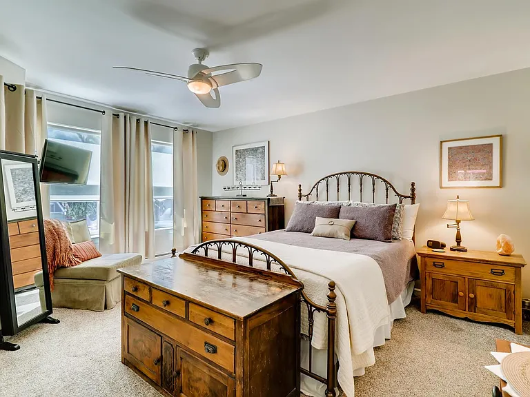 6866 Countryside Ln — Photo 15