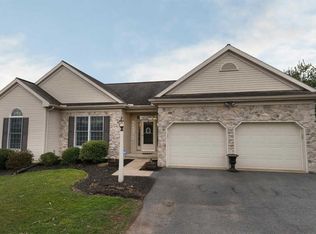 1760 W Ridge Rd, Elizabethtown, PA 17022