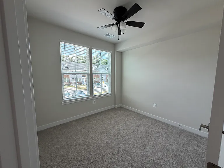 145 Spring Gate Ln — Photo 20