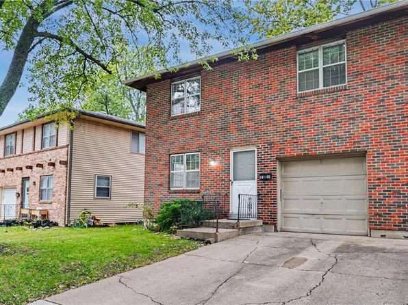 9734 Hadley Dr, Overland Park, KS 66212