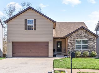 1153 Belvoir Ln, Clarksville, TN 37040