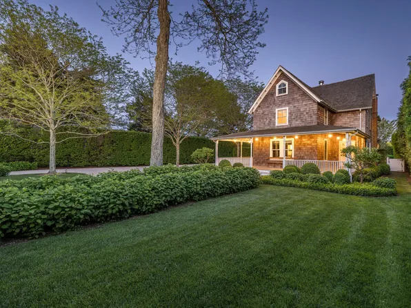 6 Wainscott Main St, Wainscott, NY 11975