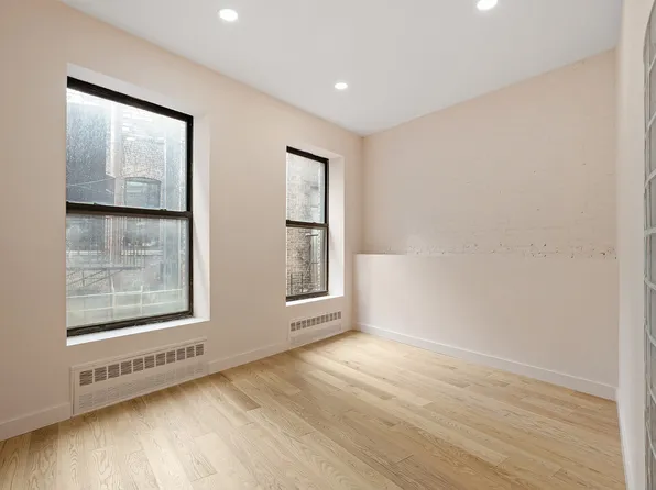 18 East 18th Street image 9 of 11