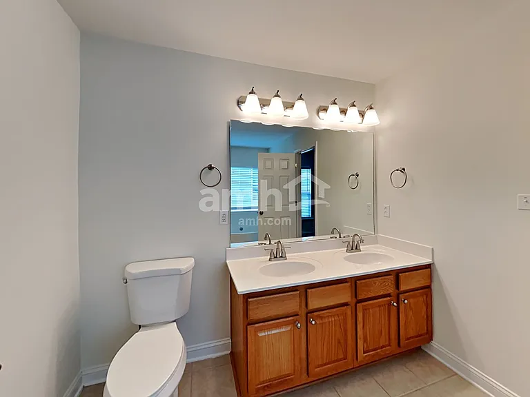 15541 Normans Landing Dr — Photo 10