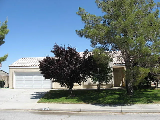3007 Ontario Ct photo 1