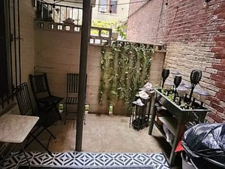 27 W 76th St #B — Photo 2