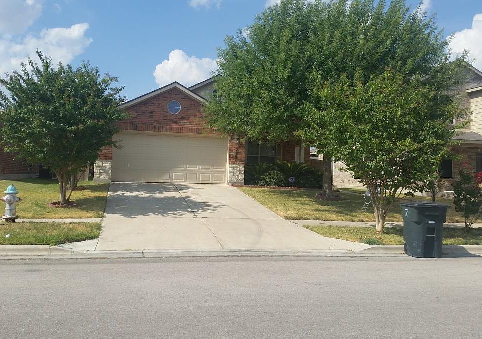 1st image of 2407 Price Dr