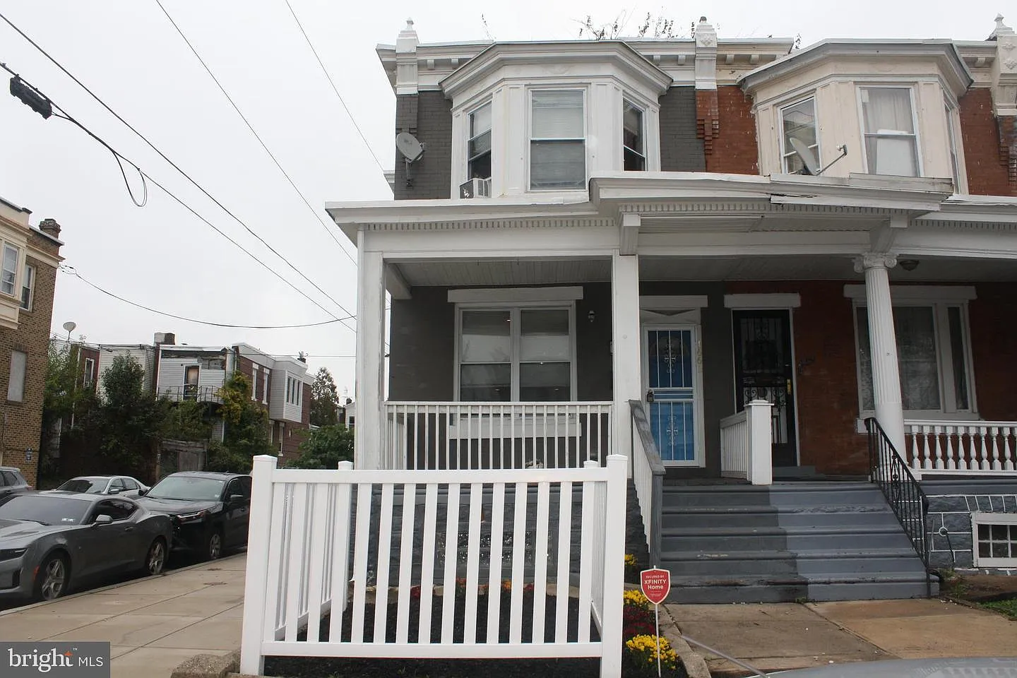 1661 N Robinson St photo 1