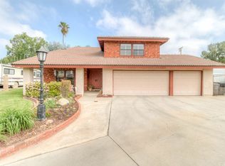 1205 W Greenhaven St, San Dimas, CA