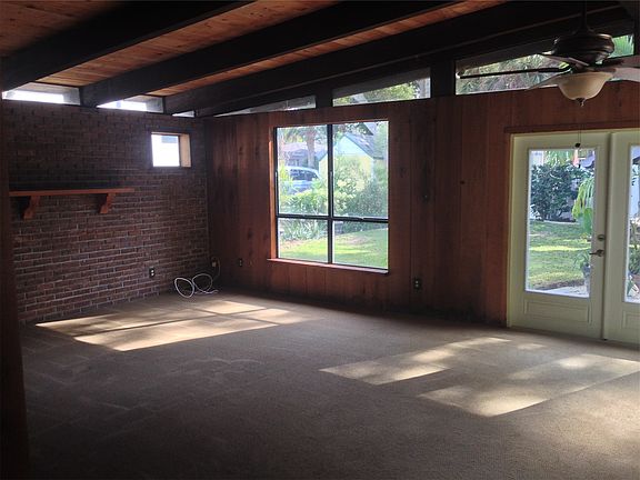 3rd image of 7420 Burlington Ave N