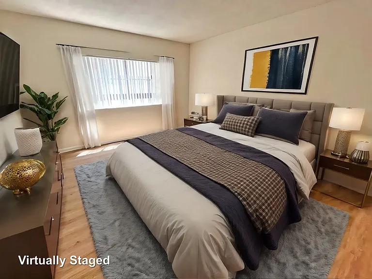 6100 Buckingham Pkwy #206 — Photo 8