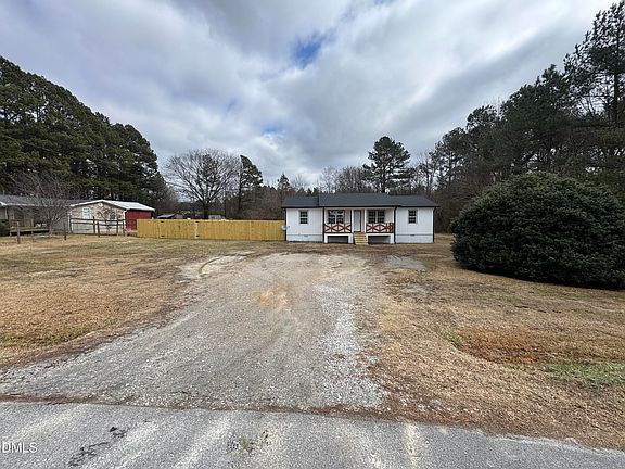 2nd image of 119 Fox Pond Rd