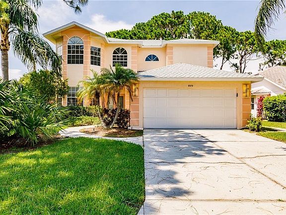 2nd image of 9579 Knightsbridge Cir
