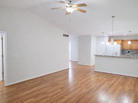 4th image of 1278 Terrace Bluff Dr