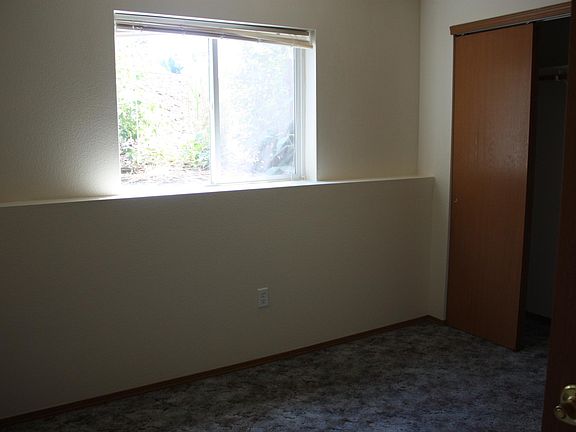 4th image of 705 N Jefferson St APT 102