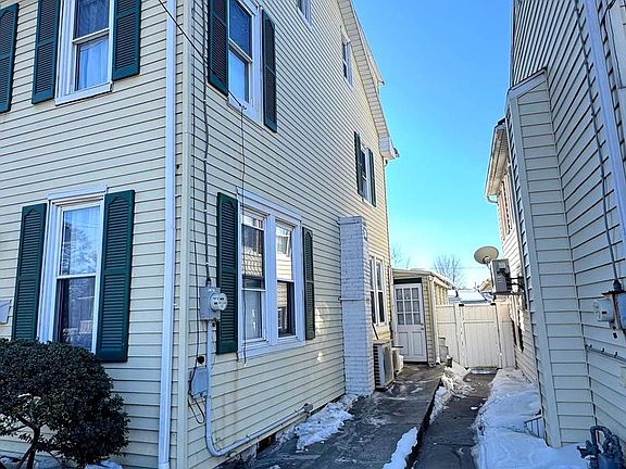 5th image of 1126 Lancaster Ave
