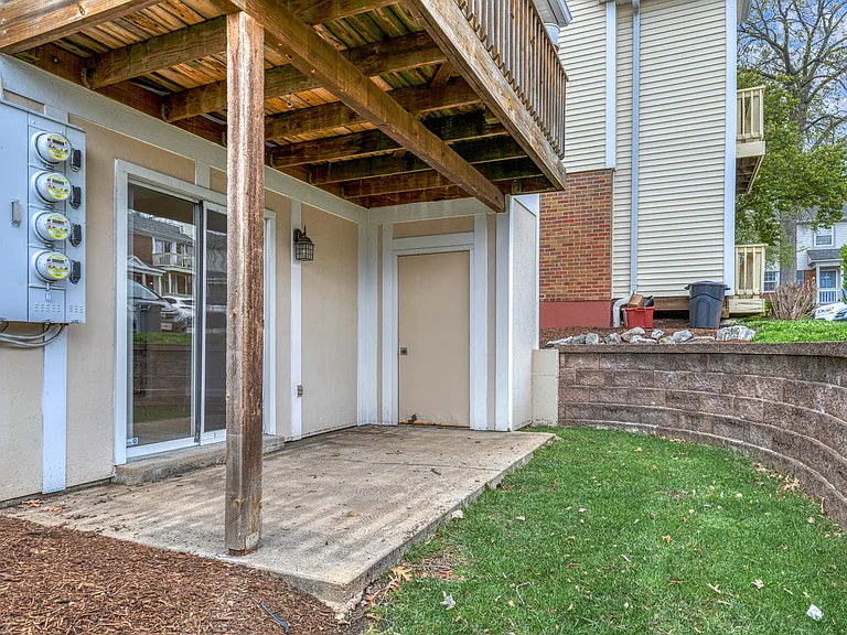 9053 N Swan Cir — Photo 22