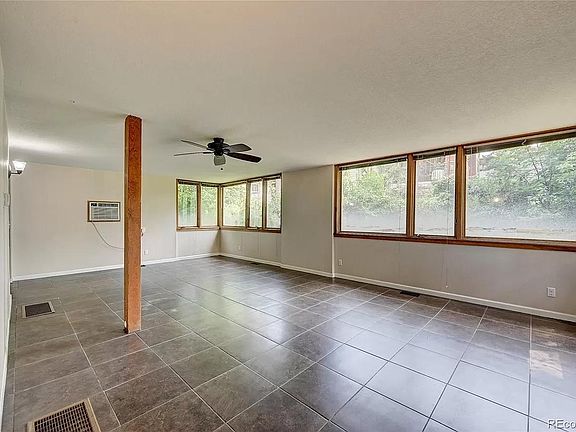 Large Bonus/Family/Living Room