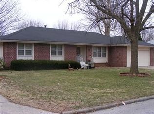 3314 S Robberson Ave, Springfield, MO 65807