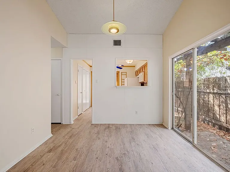 7915 W Gate Blvd #B — Photo 2