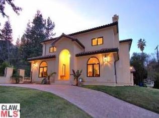 18100 Rancho St, Tarzana, CA 91356