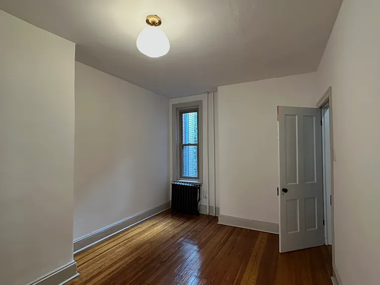208 Fairmount Ave — Photo 13