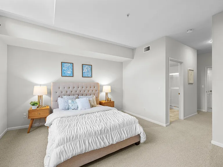 860 Meridian Bay Ln #336 — Photo 10