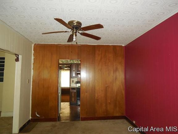 4th image of 920 N Charles St