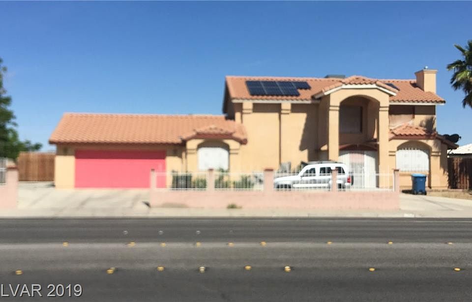 1st image of 1912 S Torrey Pines Dr