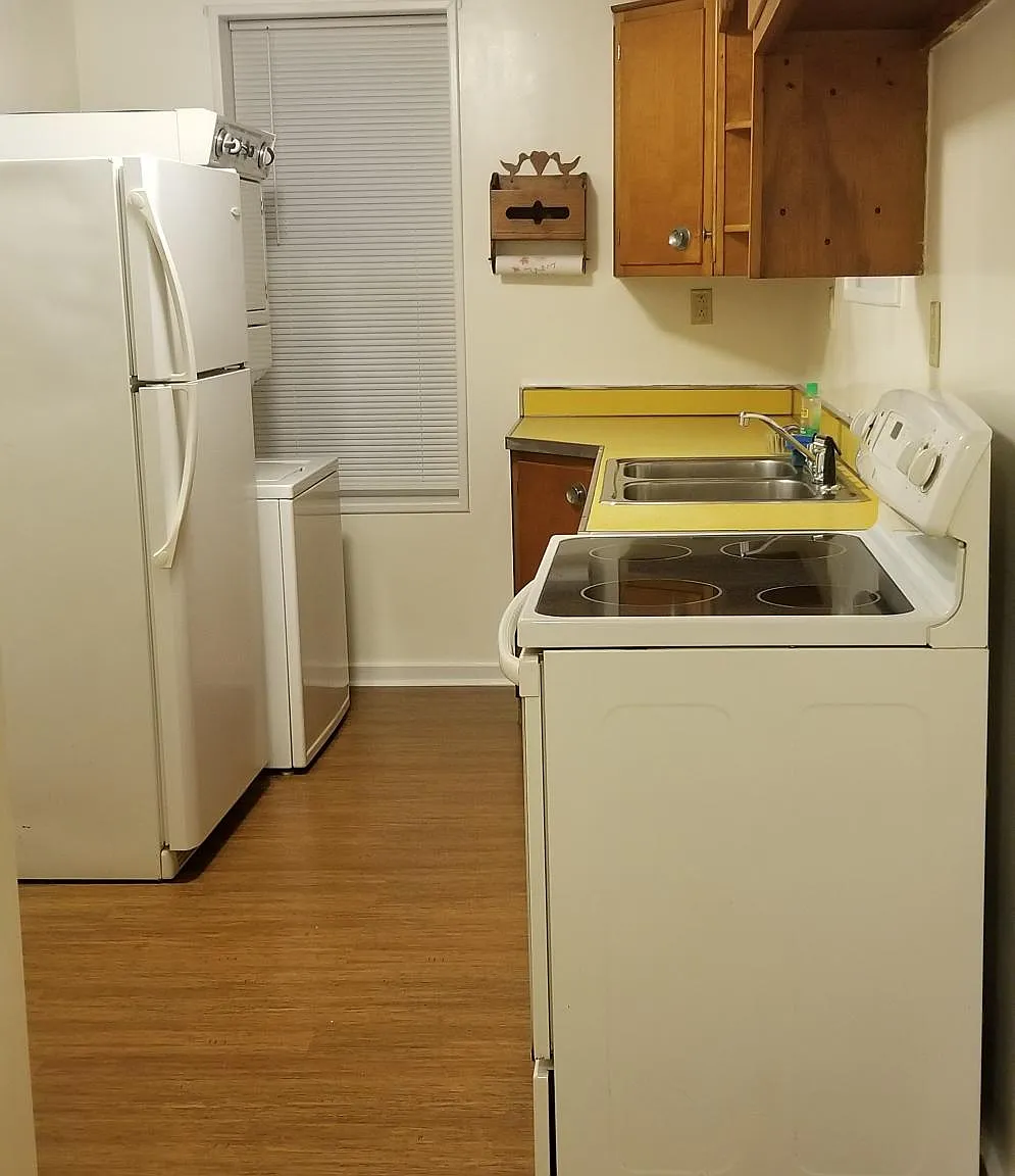 1 bed, $725 — Photo 2