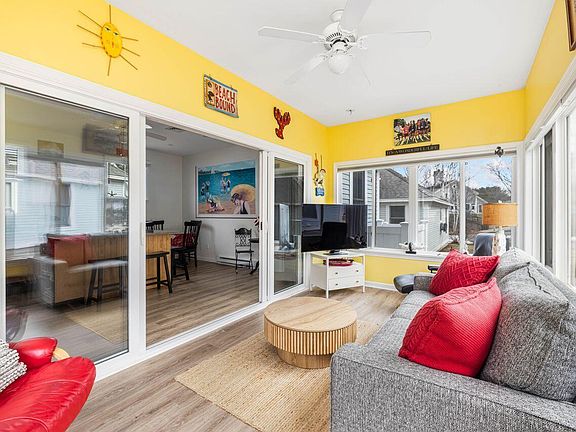 4th image of 454 Post Road #119