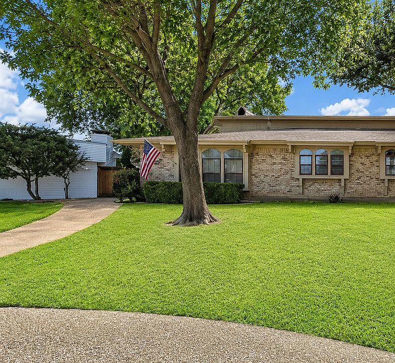 1st image of 10504 Berry Knoll Dr