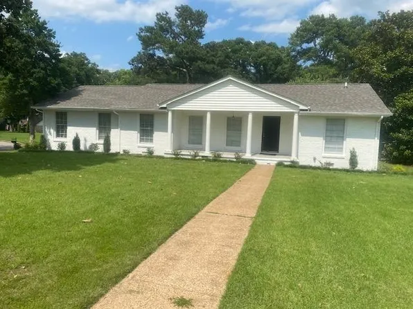 214 Roxie Dr, Florence, AL 35633