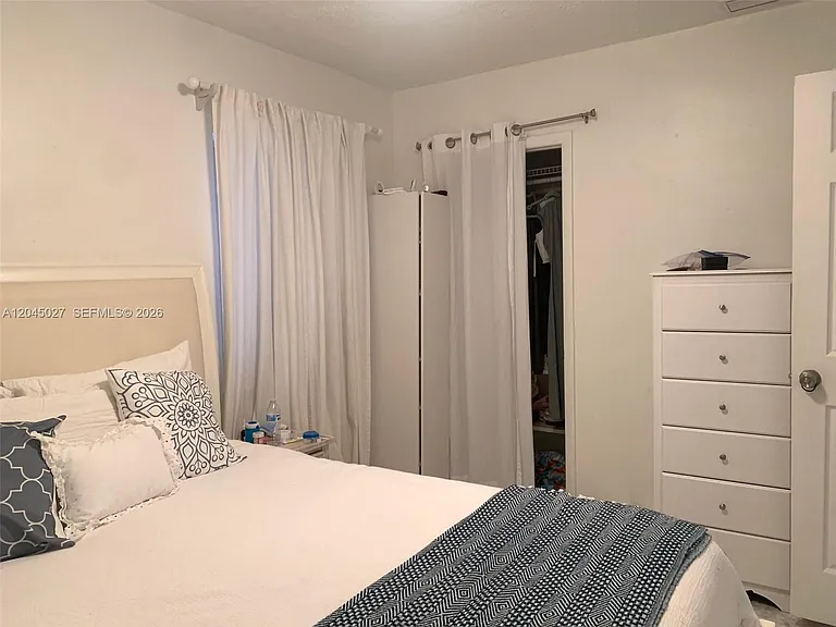 2131 Arthur St — Photo 13