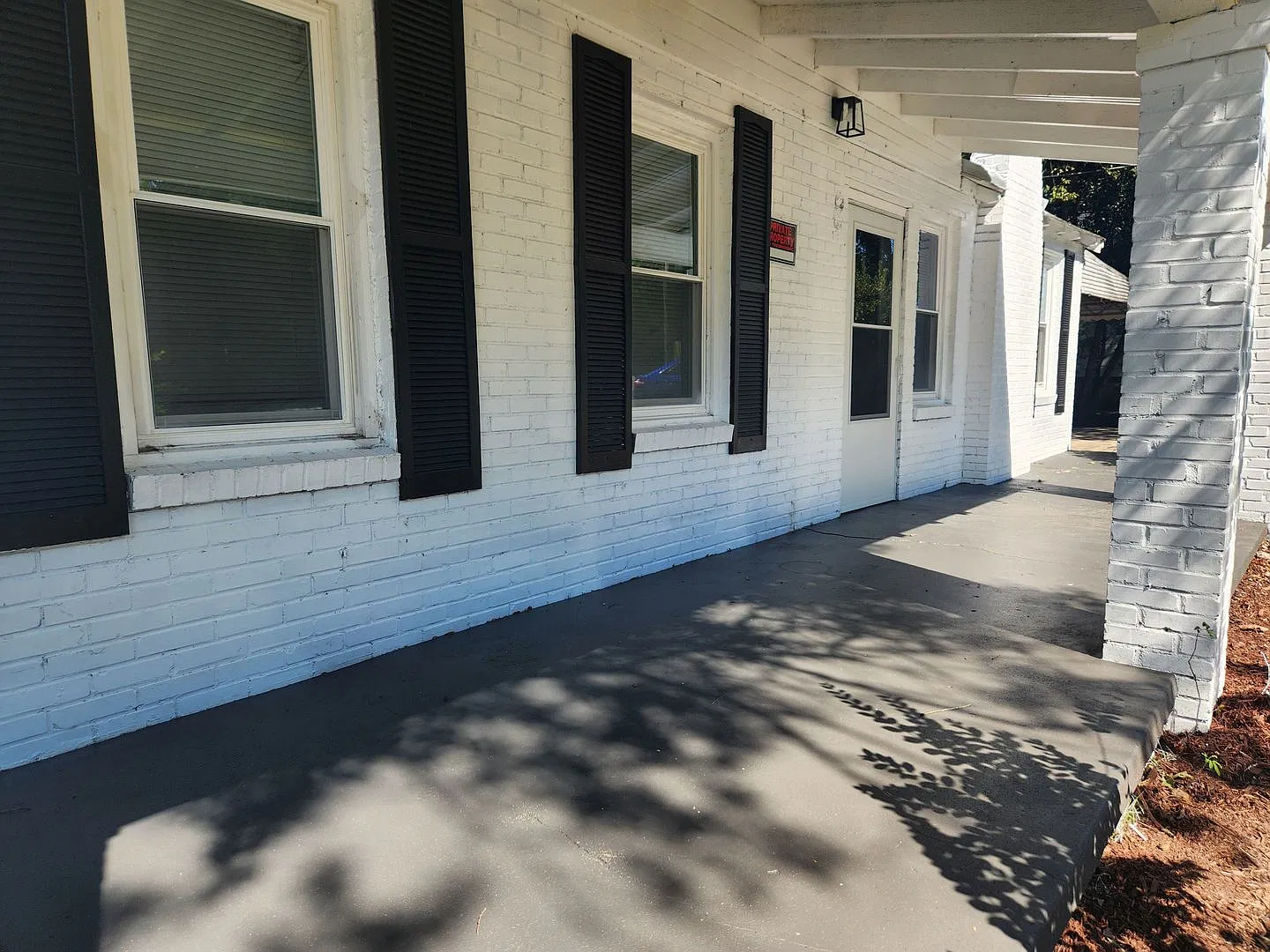4 Bedroom 2 Bath Double Carport in East Columbus — Photo 4