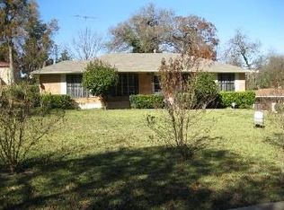 2215 Van Cleave Dr, Dallas, TX 75216