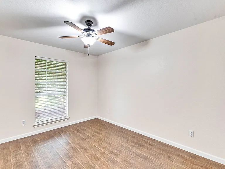 6412 Convict Hill Rd — Photo 47
