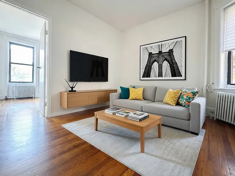 405 W 49th St #4W — Photo 2