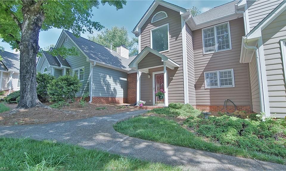 1st image of 2829 Shadowbrook Ln