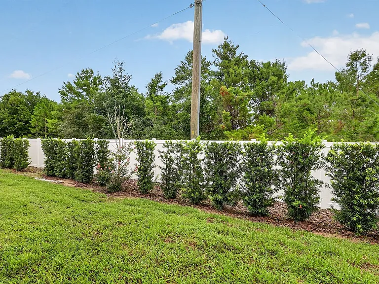 1564 Wynford Cir — Photo 4