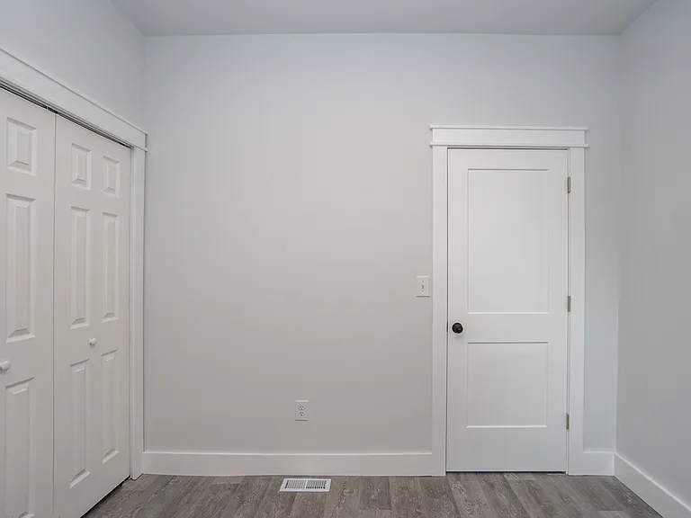 6194 Hecla St — Photo 15