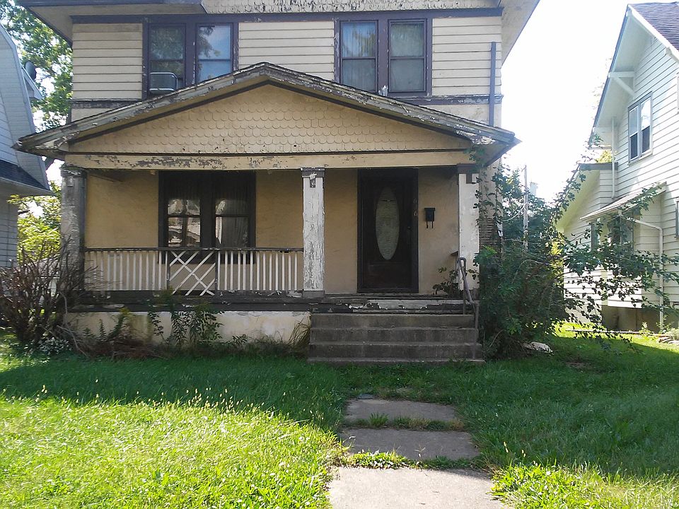 1st image of 636 Cambridge Ave