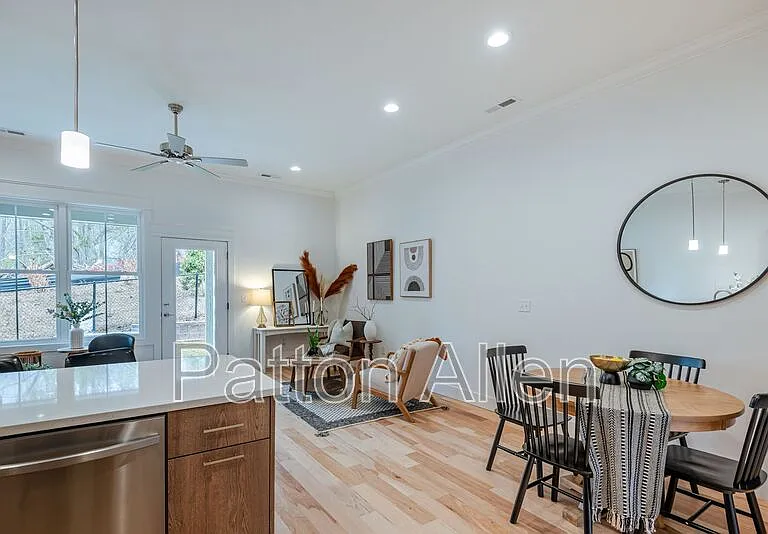153 Collin Pl #16 — Photo 10