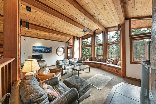 4040 Zermatt Rd Photo 1