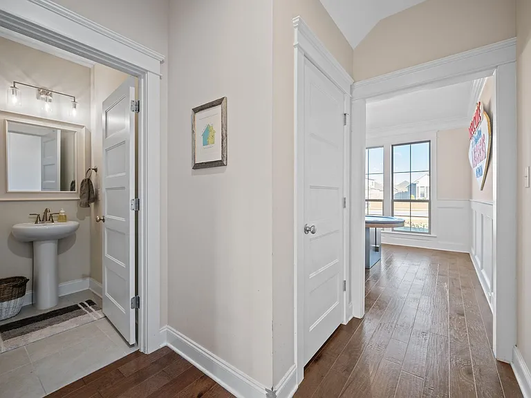 271 Hemlock Dr — Photo 18