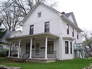 Building Photo 4