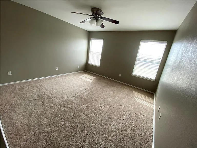 12817 Chime Dr — Photo 13