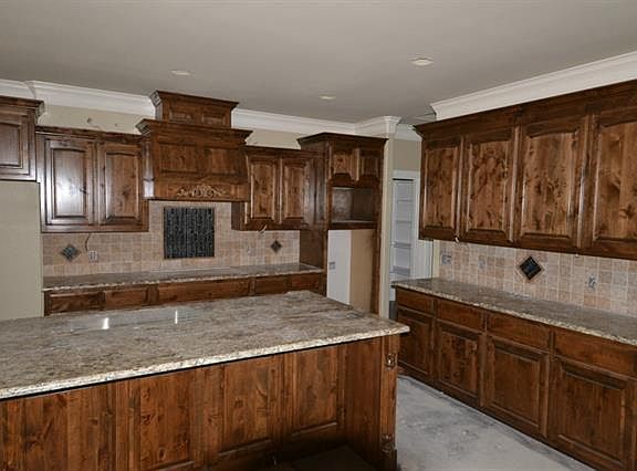4th image of 1108 Catalina Bay Blvd