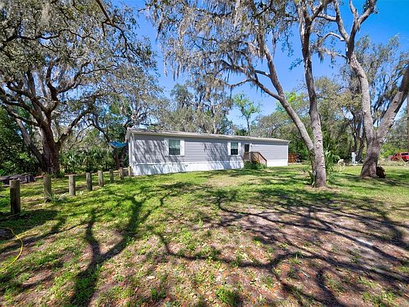 3rd image of 9025 Yogi Pl